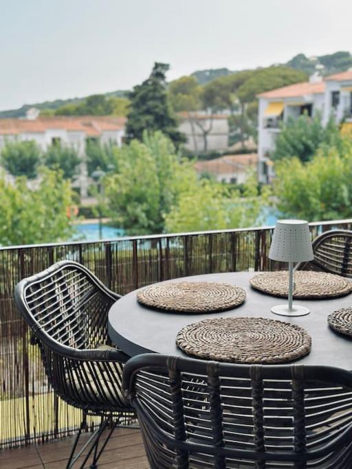 The Golden Oak In Calella Centre - 100M From Beach Palafrugell Dış mekan fotoğraf